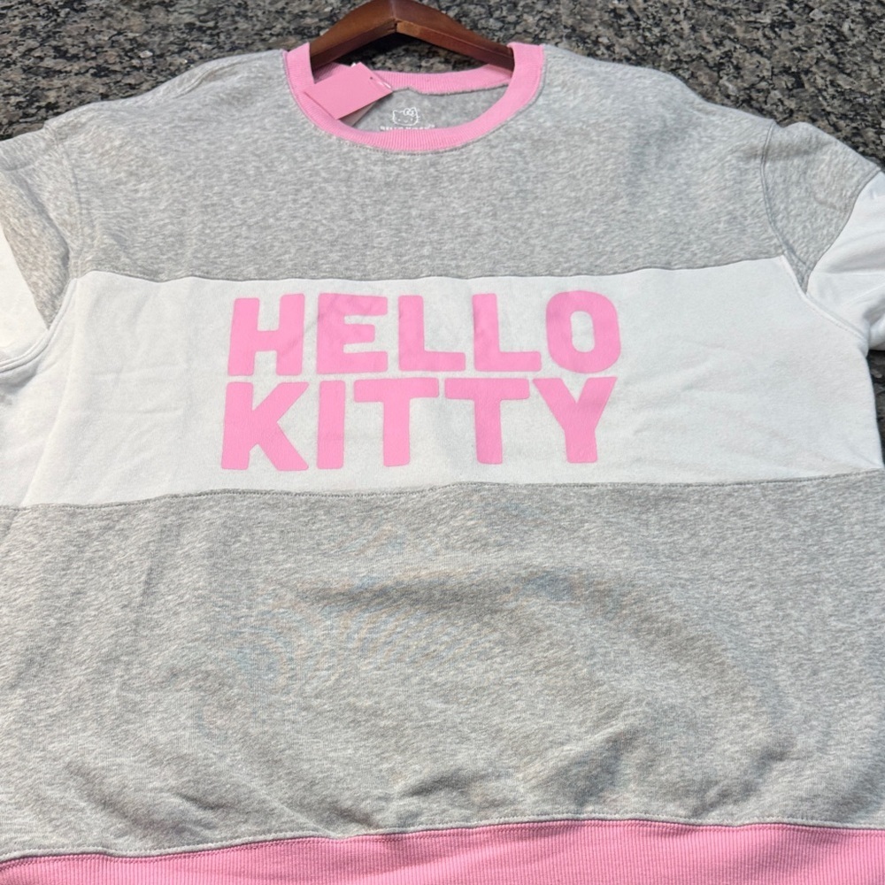 Hello Kitty Gray and Pink Crew Neck Sweatshirt NEW XL - Picture 10 of 12